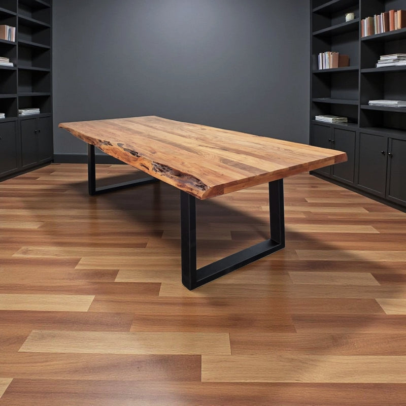 Esstische aus Akazie Massivholz – mit Baumkante & U-Gestell Schwarz