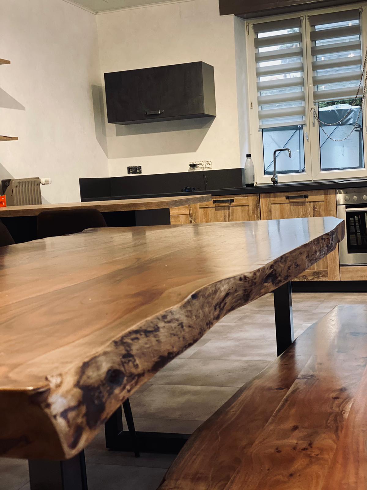 Esstisch Tisch Massivholz Baumkante Akazie 140/160/180/200/220/240/ U Gestell