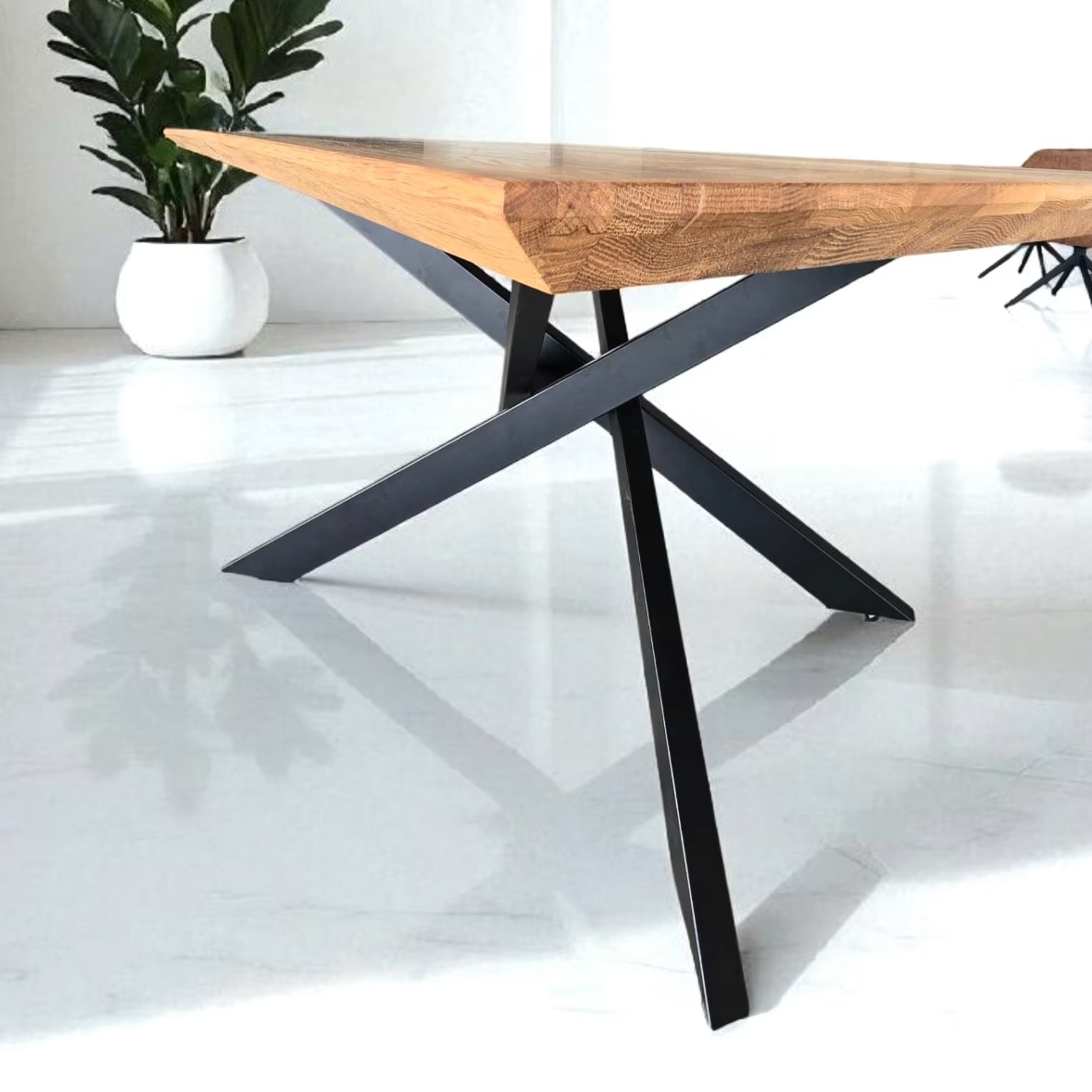 Esstisch Eiche massiv geölt – mit Schweizer Kante Größen: 180×100 | 200×100 | 220×100 cm