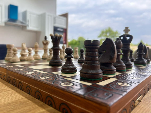 Schach Edles Schachspiel Schachbrett 52 x 52 cm Handarbeit Holz