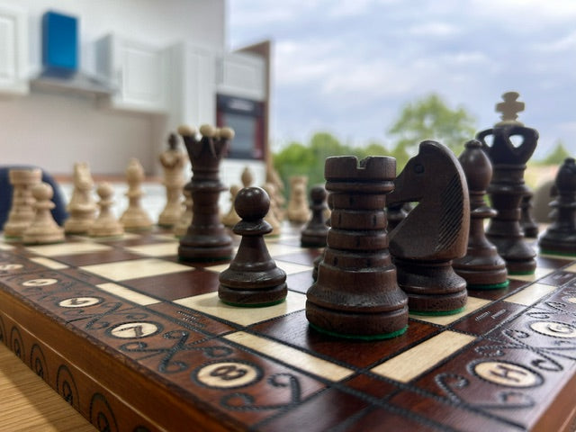 Schach Edles Schachspiel Schachbrett 52 x 52 cm Handarbeit Holz