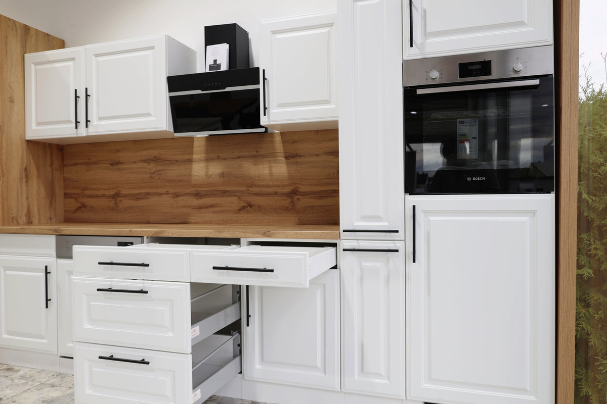 Landhaus Küche ROMA 310 cm – Weiß – Soft-Close &amp; Premium-Auszüge – inkl. 5 Elektrogeräte &amp; Nischenrückwand – Made in Germany