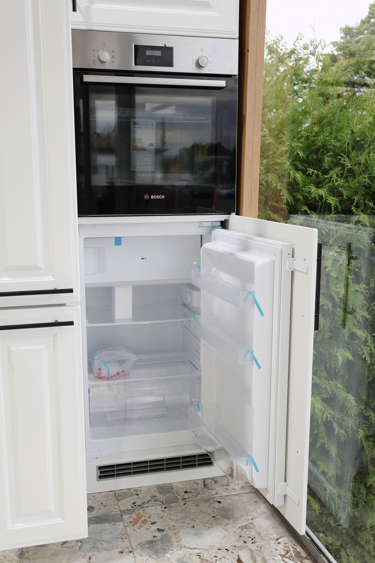 Landhaus Küche ROMA 310 cm – Weiß – Soft-Close &amp; Premium-Auszüge – inkl. 5 Elektrogeräte &amp; Nischenrückwand – Made in Germany